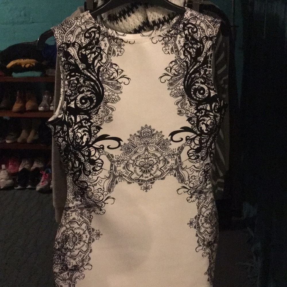 White sleeveless floral embroidered mini dress